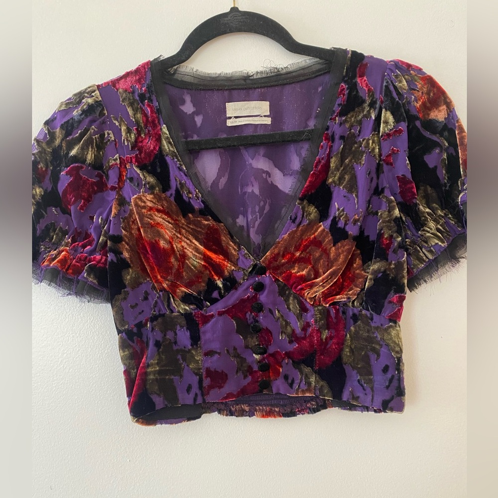 URBAN OUTFITTERS Cropped Purple Velvet Burnout Top SIZE XS